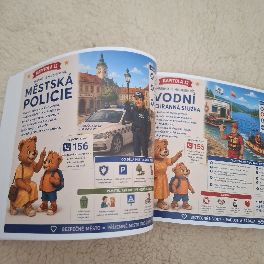 Policie i vodní záchranáři